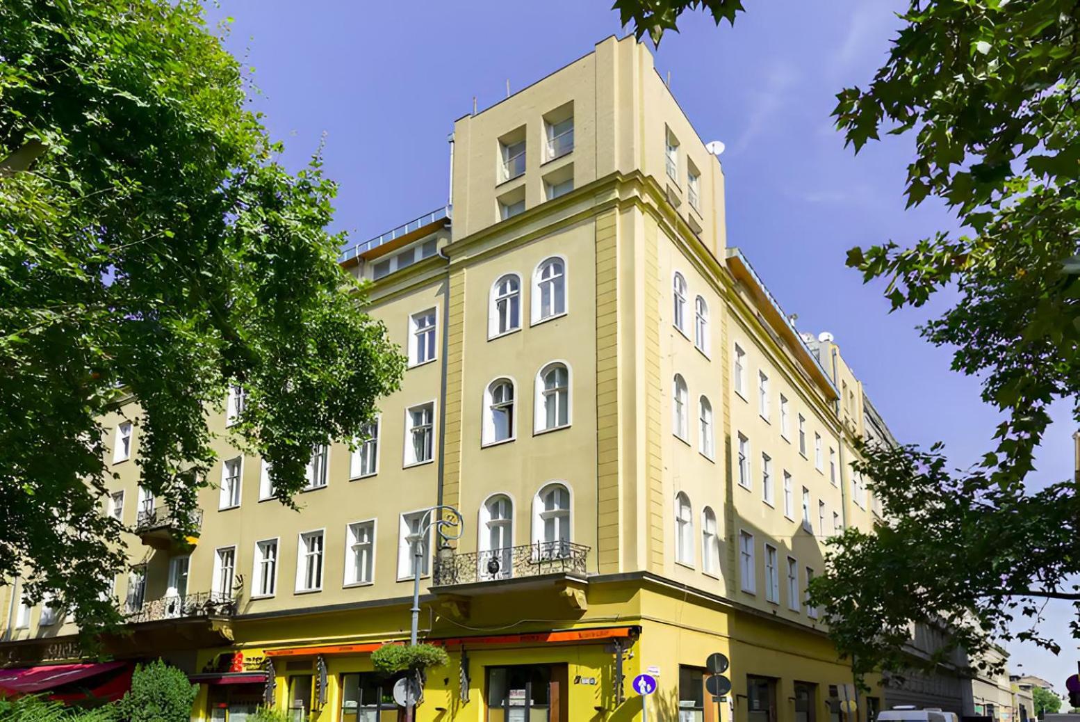 Damati Kft Liszt Ferenc Ter Inner City Flat บูดาเปสต์ ภายนอก รูปภาพ